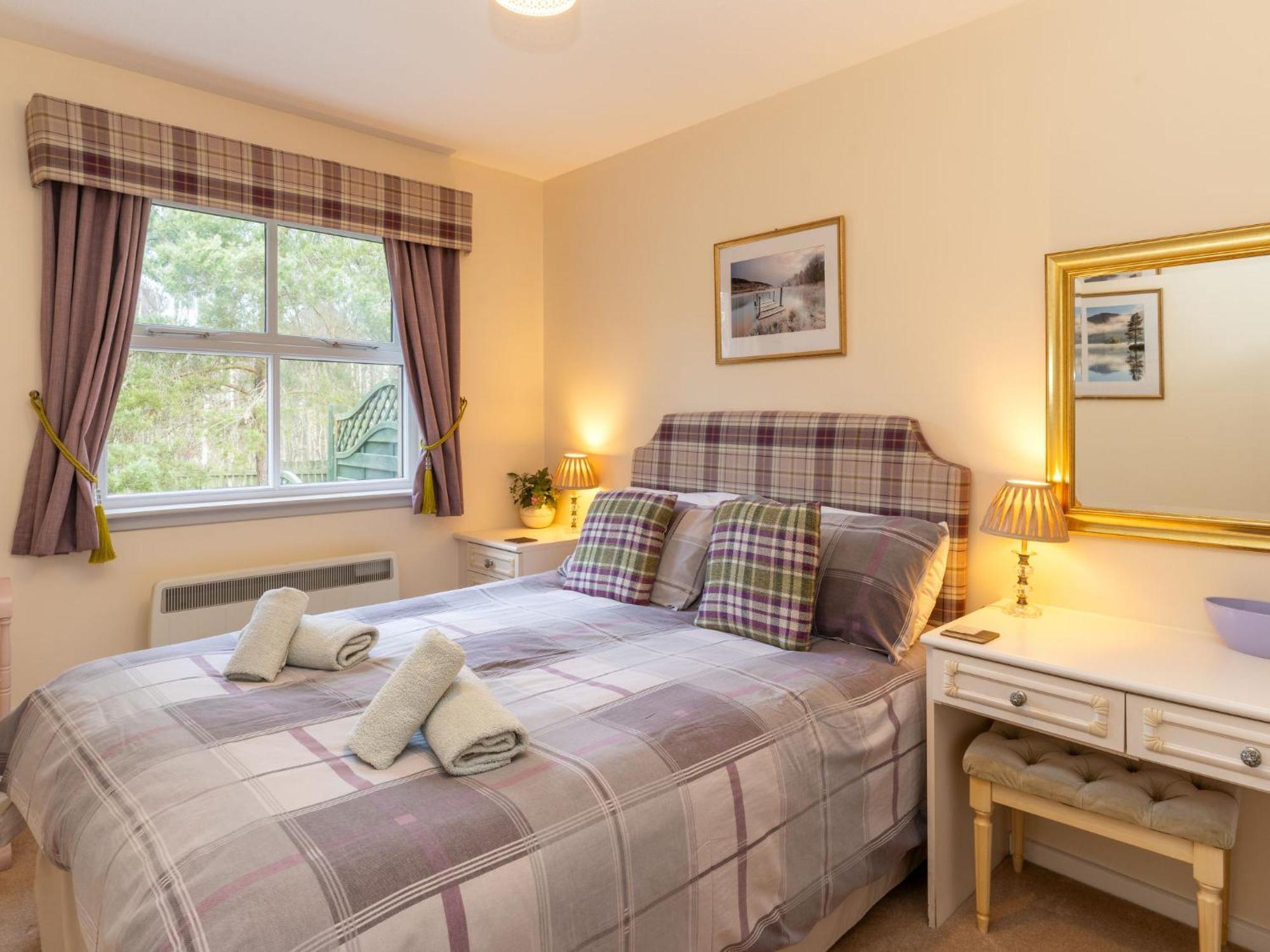 Holiday Home Falcon Lodge By Interhome Aviemore Eksteriør bilde
